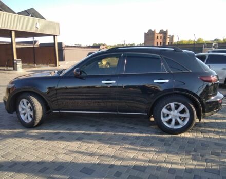 Черный Инфинити FX 35, объемом двигателя 3.5 л и пробегом 320 тыс. км за 8500 $, фото 9 на Automoto.ua