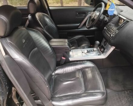 Черный Инфинити FX 35, объемом двигателя 3.5 л и пробегом 177 тыс. км за 8200 $, фото 11 на Automoto.ua