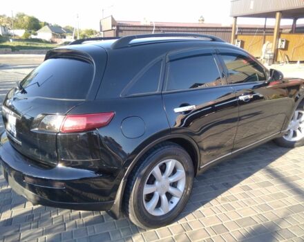 Черный Инфинити FX 35, объемом двигателя 3.5 л и пробегом 320 тыс. км за 8500 $, фото 3 на Automoto.ua