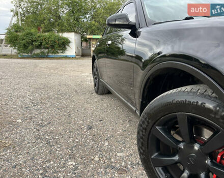 Черный Инфинити FX 35, объемом двигателя 3.5 л и пробегом 188 тыс. км за 7800 $, фото 2 на Automoto.ua