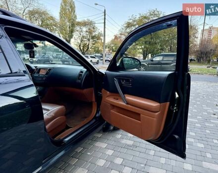 Чорний Інфініті FX 35, об'ємом двигуна 3.5 л та пробігом 239 тис. км за 5900 $, фото 38 на Automoto.ua