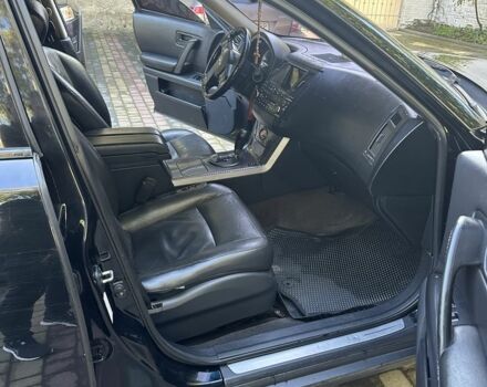 Черный Инфинити FX 35, объемом двигателя 3.5 л и пробегом 250 тыс. км за 7500 $, фото 6 на Automoto.ua