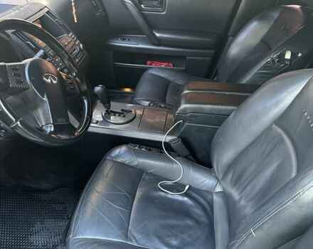 Черный Инфинити FX 35, объемом двигателя 3.5 л и пробегом 250 тыс. км за 7500 $, фото 7 на Automoto.ua
