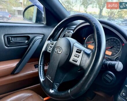 Чорний Інфініті FX 35, об'ємом двигуна 3.5 л та пробігом 239 тис. км за 5900 $, фото 52 на Automoto.ua