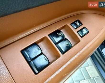 Чорний Інфініті FX 35, об'ємом двигуна 3.5 л та пробігом 239 тис. км за 5900 $, фото 34 на Automoto.ua