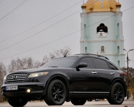 Черный Инфинити FX 35, объемом двигателя 3.5 л и пробегом 320 тыс. км за 8600 $, фото 7 на Automoto.ua