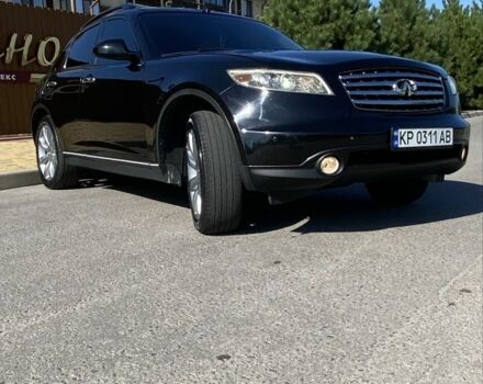 Черный Инфинити FX 35, объемом двигателя 3.5 л и пробегом 250 тыс. км за 8000 $, фото 1 на Automoto.ua