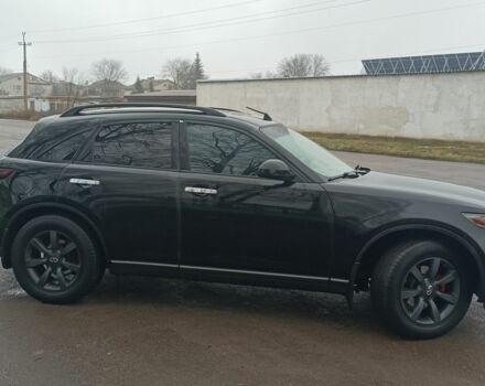 Черный Инфинити FX 35, объемом двигателя 3.5 л и пробегом 217 тыс. км за 7500 $, фото 1 на Automoto.ua