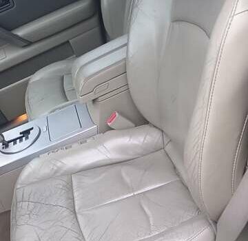 Черный Инфинити FX 35, объемом двигателя 3.5 л и пробегом 217 тыс. км за 7500 $, фото 17 на Automoto.ua