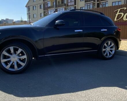 Черный Инфинити FX 35, объемом двигателя 3.5 л и пробегом 250 тыс. км за 8000 $, фото 2 на Automoto.ua