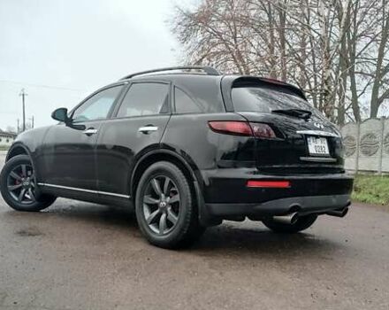 Черный Инфинити FX 35, объемом двигателя 3.5 л и пробегом 217 тыс. км за 7500 $, фото 5 на Automoto.ua