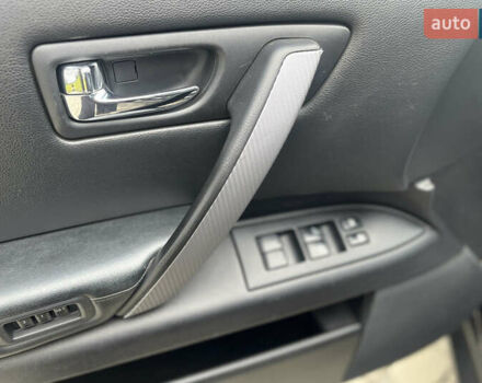 Черный Инфинити FX 35, объемом двигателя 3.5 л и пробегом 217 тыс. км за 8850 $, фото 15 на Automoto.ua