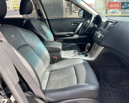 Черный Инфинити FX 35, объемом двигателя 3.5 л и пробегом 167 тыс. км за 8888 $, фото 16 на Automoto.ua