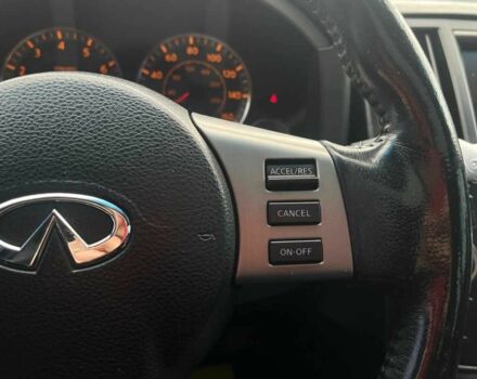 Чорний Інфініті FX 35, об'ємом двигуна 3.5 л та пробігом 220 тис. км за 8200 $, фото 23 на Automoto.ua