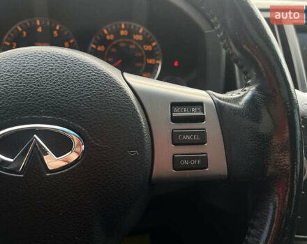 Черный Инфинити FX 35, объемом двигателя 3.5 л и пробегом 217 тыс. км за 8850 $, фото 23 на Automoto.ua