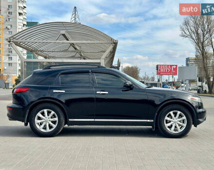 Черный Инфинити FX 35, объемом двигателя 3.5 л и пробегом 167 тыс. км за 8888 $, фото 3 на Automoto.ua