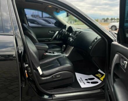 Чорний Інфініті FX 35, об'ємом двигуна 3.5 л та пробігом 220 тис. км за 8200 $, фото 12 на Automoto.ua