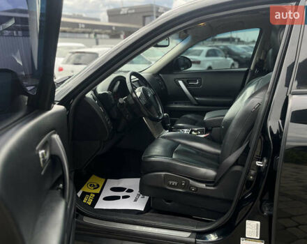 Черный Инфинити FX 35, объемом двигателя 3.5 л и пробегом 217 тыс. км за 8850 $, фото 14 на Automoto.ua