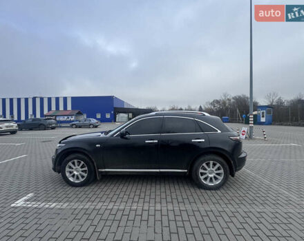 Черный Инфинити FX 35, объемом двигателя 3.5 л и пробегом 298 тыс. км за 10500 $, фото 1 на Automoto.ua