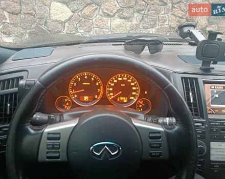 Черный Инфинити FX 35, объемом двигателя 3.5 л и пробегом 113 тыс. км за 9000 $, фото 6 на Automoto.ua