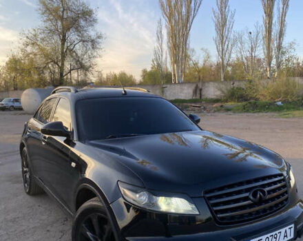 Черный Инфинити FX 35, объемом двигателя 3.5 л и пробегом 220 тыс. км за 9500 $, фото 3 на Automoto.ua