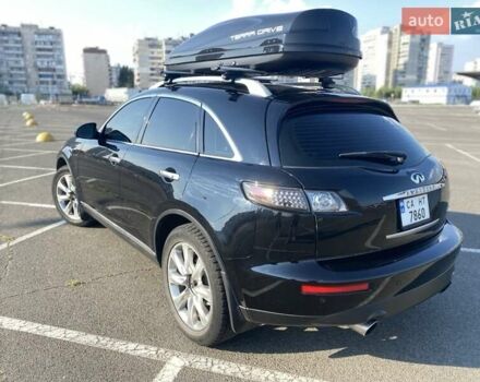 Черный Инфинити FX 35, объемом двигателя 3.5 л и пробегом 190 тыс. км за 9300 $, фото 4 на Automoto.ua