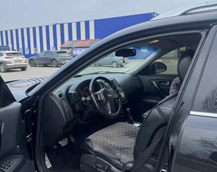 Черный Инфинити FX 35, объемом двигателя 3.5 л и пробегом 298 тыс. км за 10500 $, фото 23 на Automoto.ua