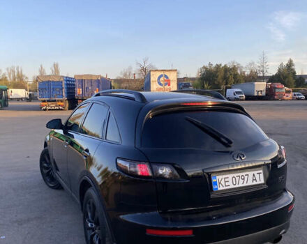 Черный Инфинити FX 35, объемом двигателя 3.5 л и пробегом 220 тыс. км за 9500 $, фото 1 на Automoto.ua