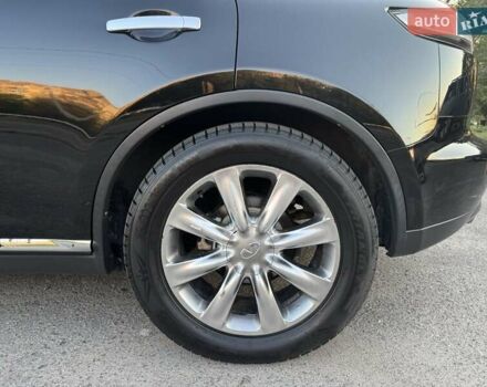 Черный Инфинити FX 35, объемом двигателя 3.5 л и пробегом 202 тыс. км за 10500 $, фото 17 на Automoto.ua