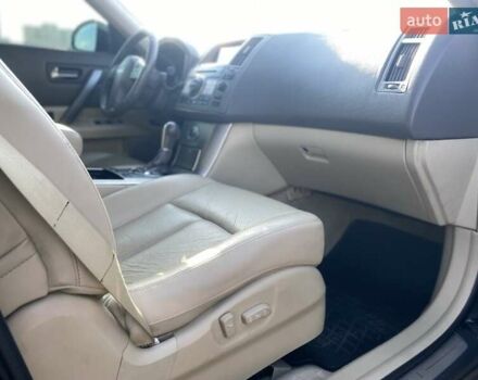 Черный Инфинити FX 35, объемом двигателя 3.5 л и пробегом 190 тыс. км за 9300 $, фото 7 на Automoto.ua