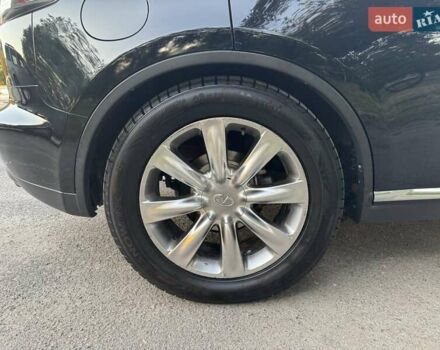 Черный Инфинити FX 35, объемом двигателя 3.5 л и пробегом 202 тыс. км за 10500 $, фото 18 на Automoto.ua