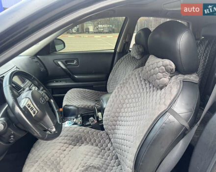 Черный Инфинити FX 35, объемом двигателя 3.5 л и пробегом 298 тыс. км за 10500 $, фото 16 на Automoto.ua