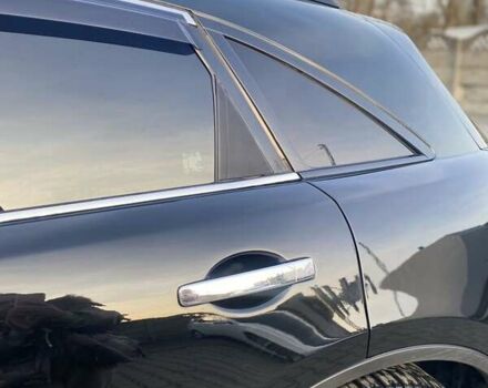 Черный Инфинити FX 35, объемом двигателя 3.5 л и пробегом 170 тыс. км за 7999 $, фото 13 на Automoto.ua