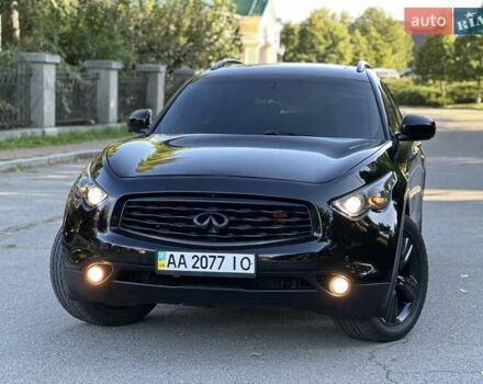 Черный Инфинити FX 35, объемом двигателя 0 л и пробегом 222 тыс. км за 11200 $, фото 12 на Automoto.ua