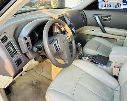 Черный Инфинити FX 35, объемом двигателя 3.5 л и пробегом 139 тыс. км за 9600 $, фото 10 на Automoto.ua