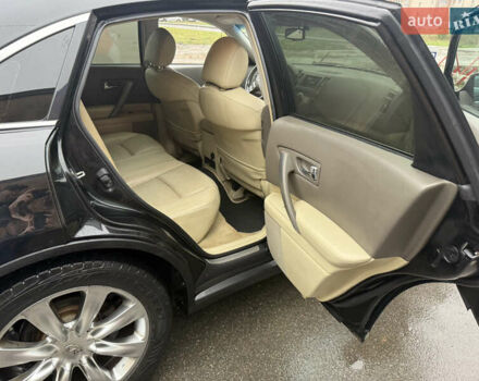 Чорний Інфініті FX 35, об'ємом двигуна 3.5 л та пробігом 200 тис. км за 7900 $, фото 11 на Automoto.ua