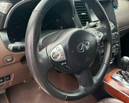 Черный Инфинити FX 35, объемом двигателя 3.5 л и пробегом 145 тыс. км за 13100 $, фото 10 на Automoto.ua