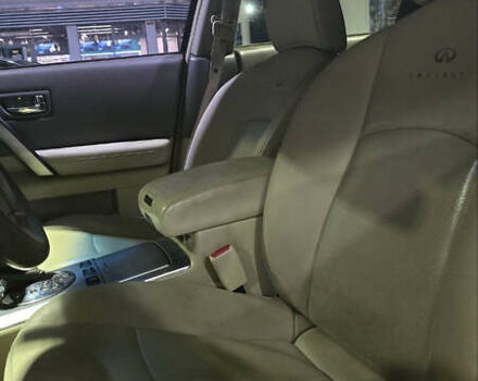 Черный Инфинити FX 35, объемом двигателя 3.5 л и пробегом 194 тыс. км за 8500 $, фото 7 на Automoto.ua