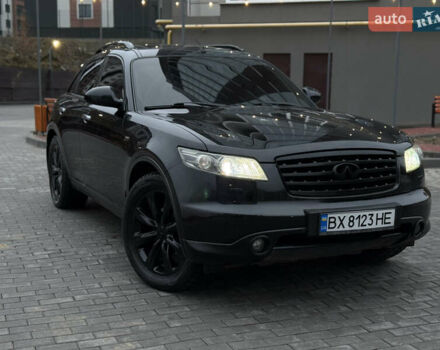 Чорний Інфініті FX 35, об'ємом двигуна 3.5 л та пробігом 177 тис. км за 8100 $, фото 1 на Automoto.ua