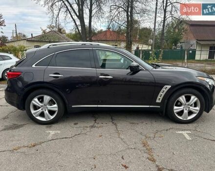 Черный Инфинити FX 35, объемом двигателя 3.5 л и пробегом 145 тыс. км за 13100 $, фото 5 на Automoto.ua