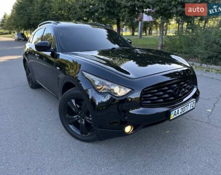 Черный Инфинити FX 35, объемом двигателя 0 л и пробегом 222 тыс. км за 11200 $, фото 2 на Automoto.ua