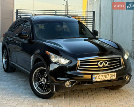 Черный Инфинити FX 35, объемом двигателя 3.5 л и пробегом 171 тыс. км за 10300 $, фото 1 на Automoto.ua