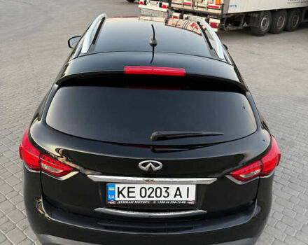 Черный Инфинити FX 35, объемом двигателя 3.5 л и пробегом 196 тыс. км за 13500 $, фото 12 на Automoto.ua
