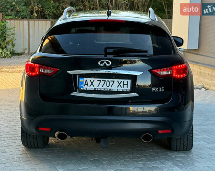 Черный Инфинити FX 35, объемом двигателя 3.5 л и пробегом 171 тыс. км за 10300 $, фото 3 на Automoto.ua