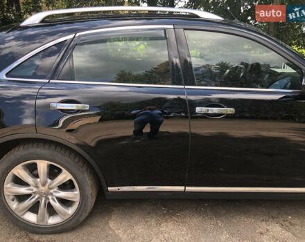 Черный Инфинити FX 35, объемом двигателя 3.5 л и пробегом 270 тыс. км за 9900 $, фото 6 на Automoto.ua