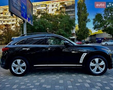 Черный Инфинити FX 35, объемом двигателя 3.5 л и пробегом 221 тыс. км за 11999 $, фото 10 на Automoto.ua