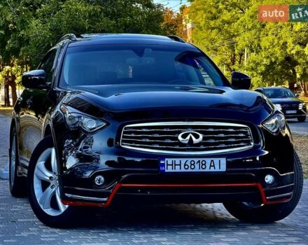 Черный Инфинити FX 35, объемом двигателя 3.5 л и пробегом 221 тыс. км за 11999 $, фото 16 на Automoto.ua