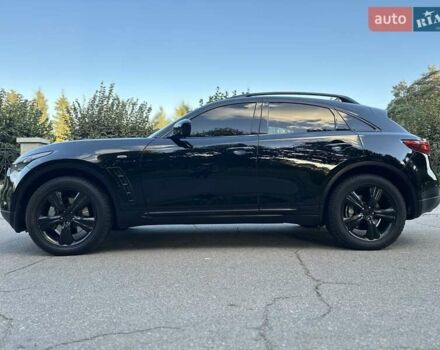 Черный Инфинити FX 35, объемом двигателя 0 л и пробегом 222 тыс. км за 11200 $, фото 22 на Automoto.ua