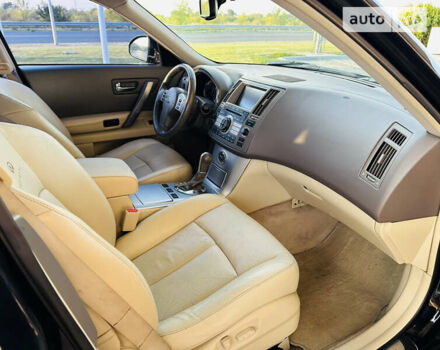 Черный Инфинити FX 35, объемом двигателя 3.5 л и пробегом 139 тыс. км за 9600 $, фото 15 на Automoto.ua