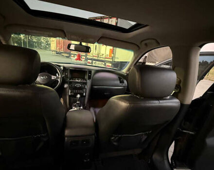 Черный Инфинити FX 35, объемом двигателя 3.5 л и пробегом 196 тыс. км за 13500 $, фото 22 на Automoto.ua